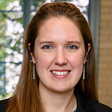Linsey Seitz headshot